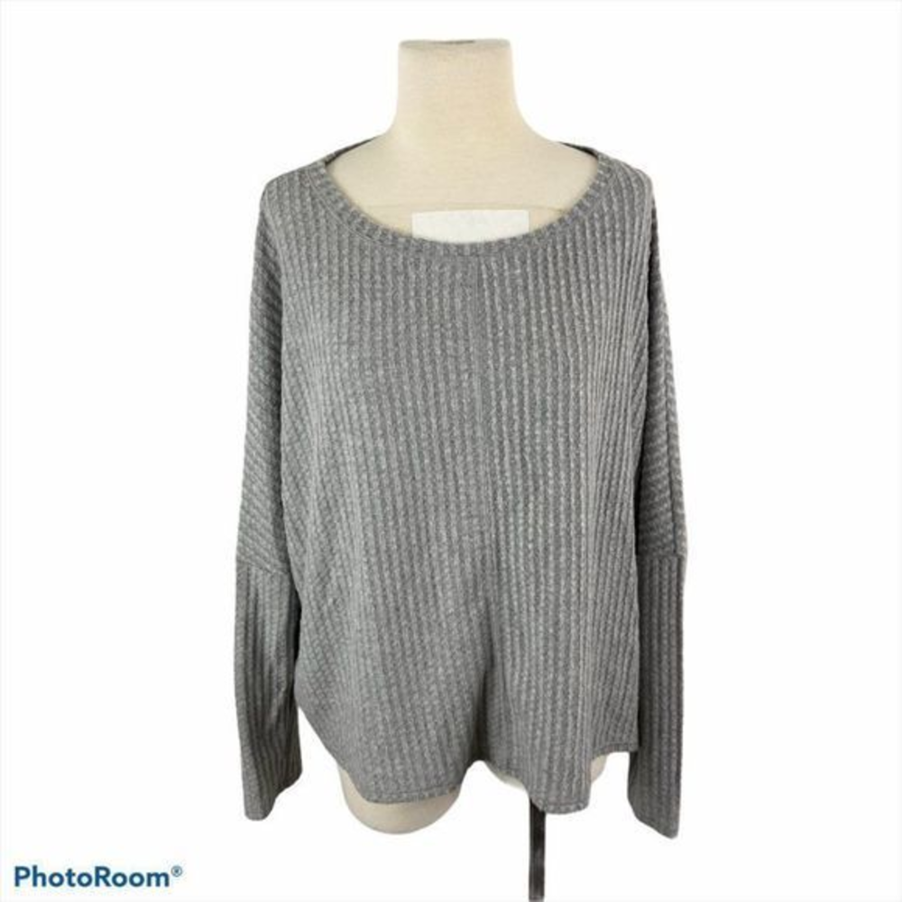 NWT H BY BORDEAUX Grey Scoop Neck Sweater‎